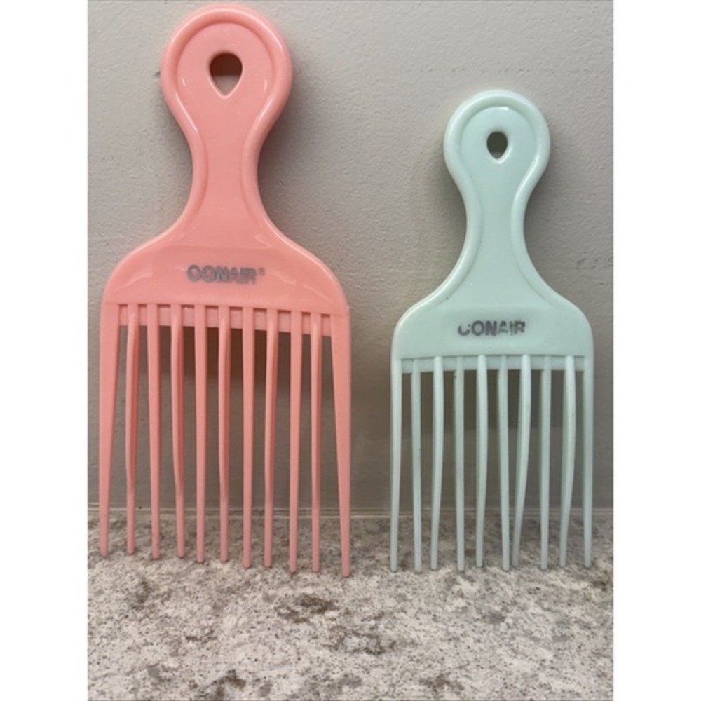 Vintage Conair Hair Picks Pink & Mint Green‎